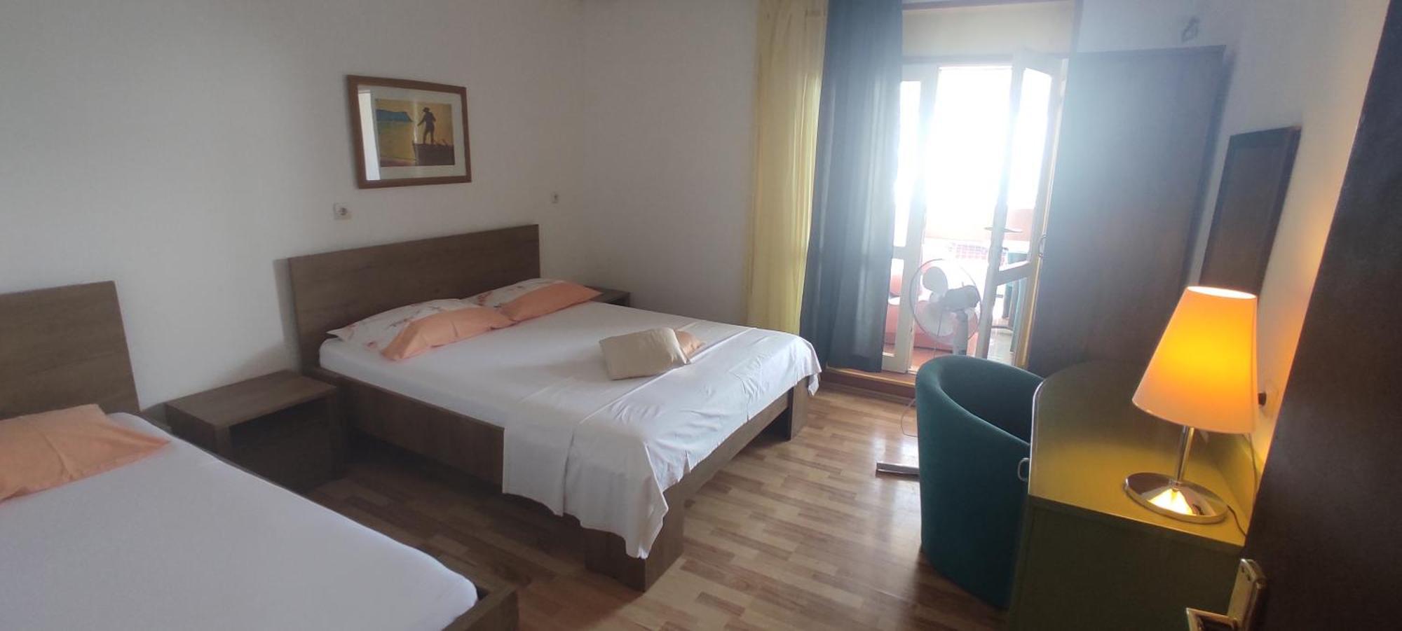Apartmani Ankora Brist Rum bild