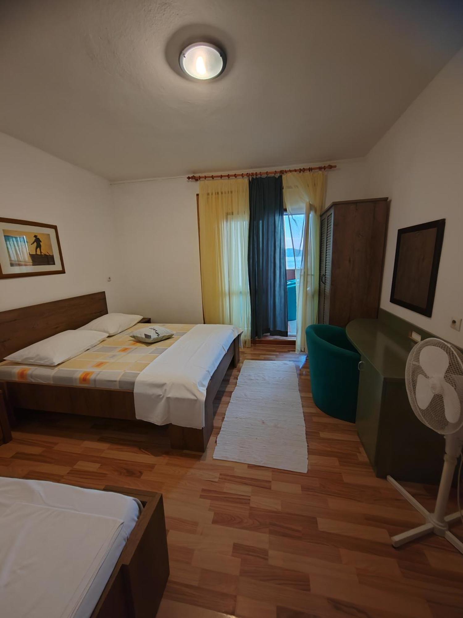 Apartmani Ankora Brist Rum bild
