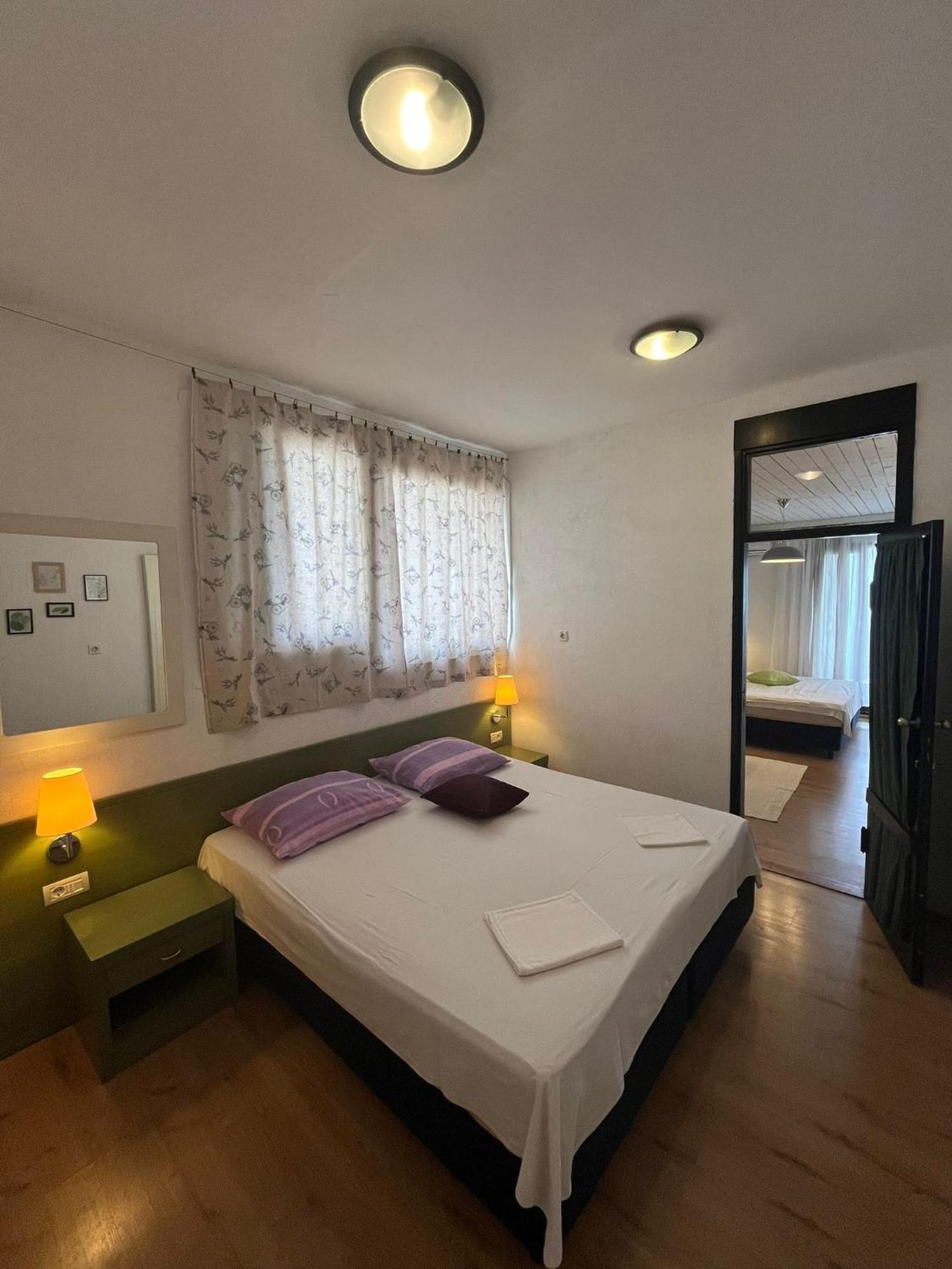 Apartmani Ankora Brist Rum bild