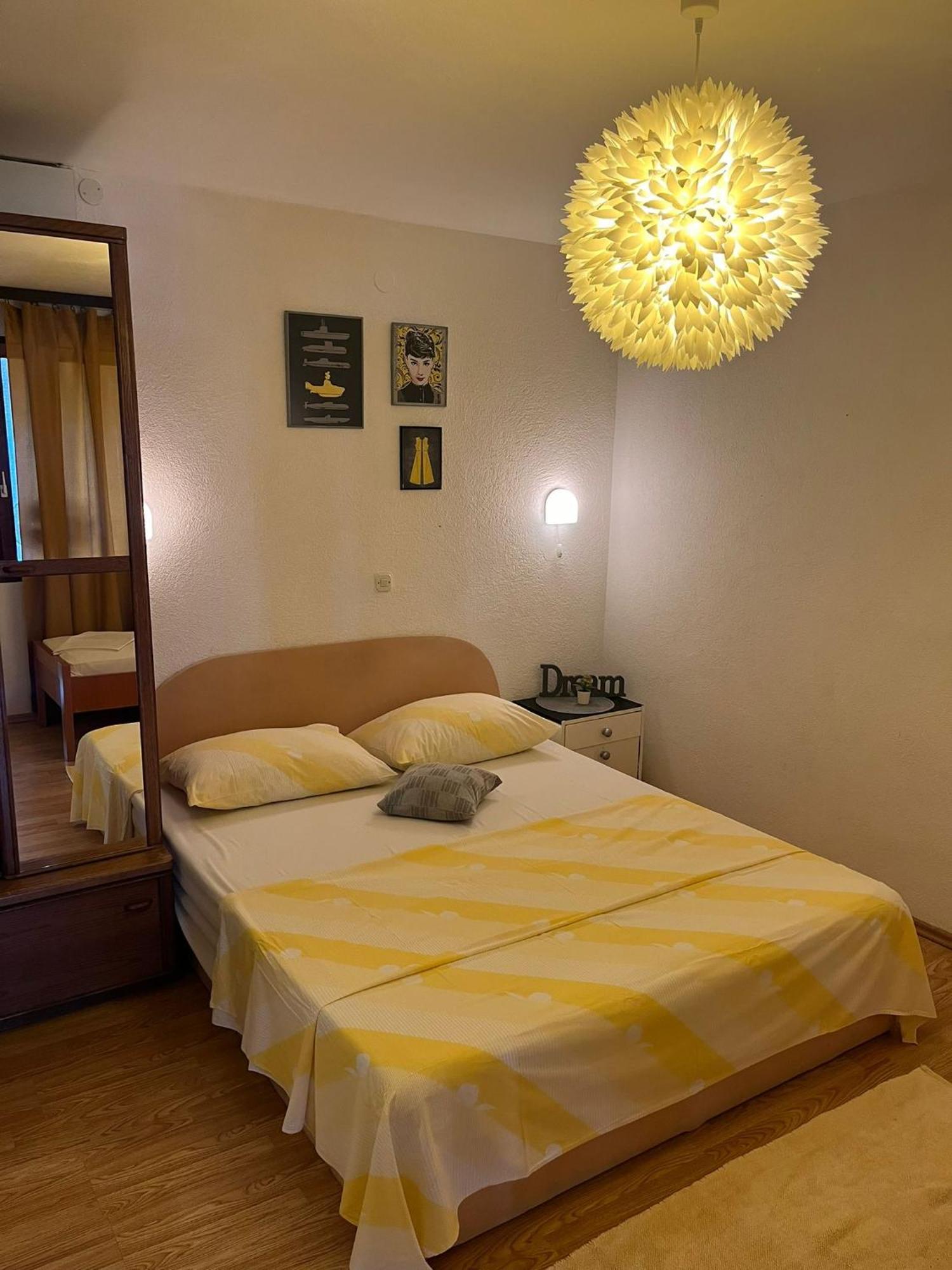Apartmani Ankora Brist Rum bild