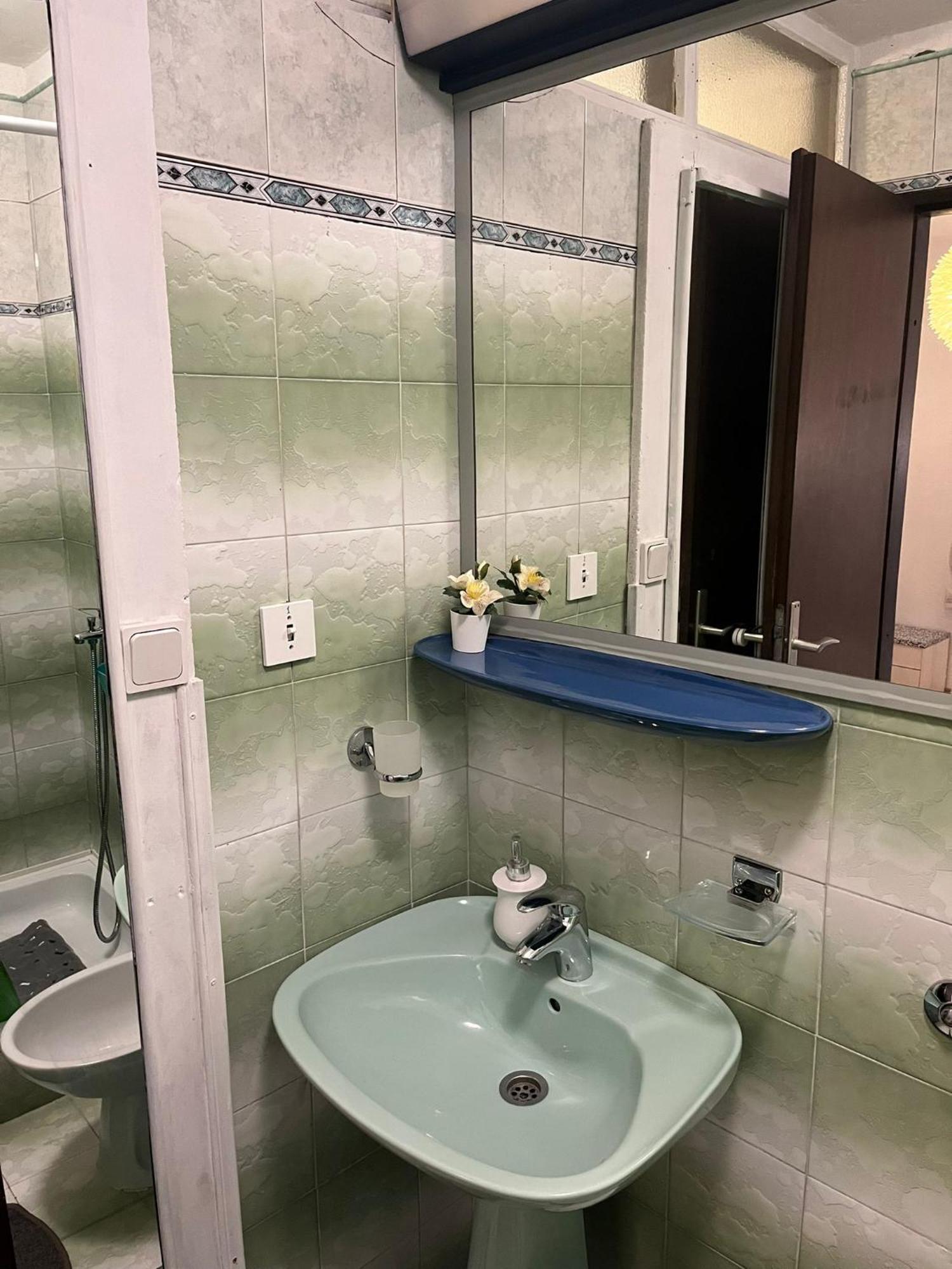 Apartmani Ankora Brist Rum bild