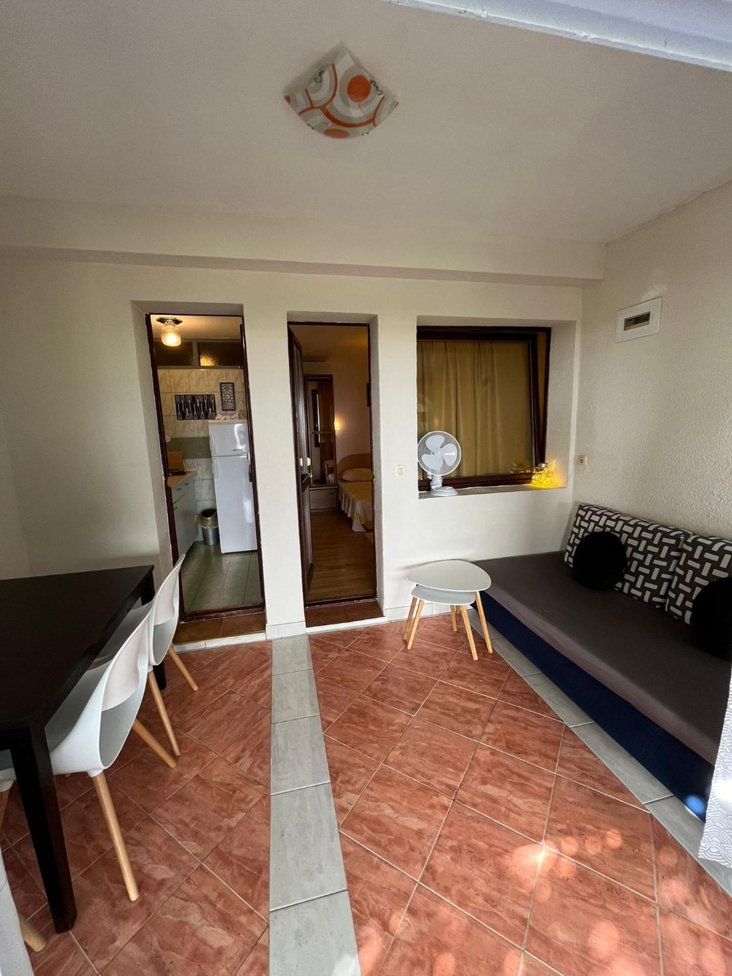Apartmani Ankora Brist Rum bild