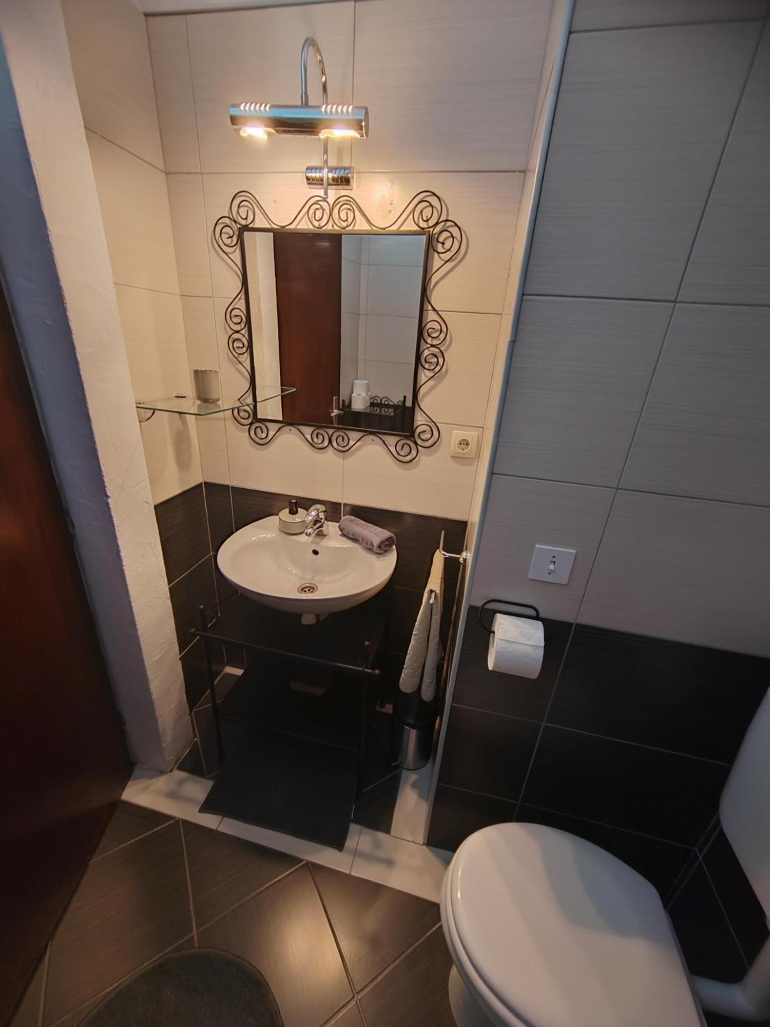 Apartmani Ankora Brist Exteriör bild